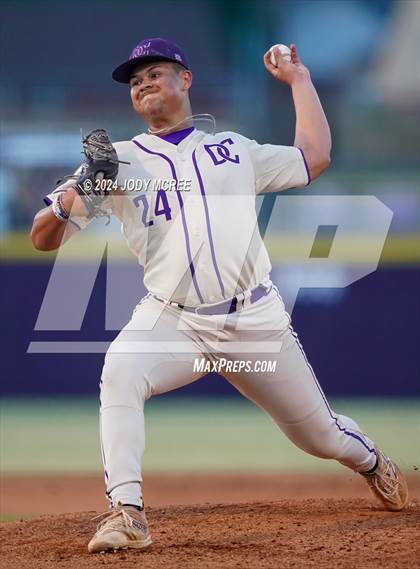 Thumbnail 3 in Madison Central vs. DeSoto Central photogallery.