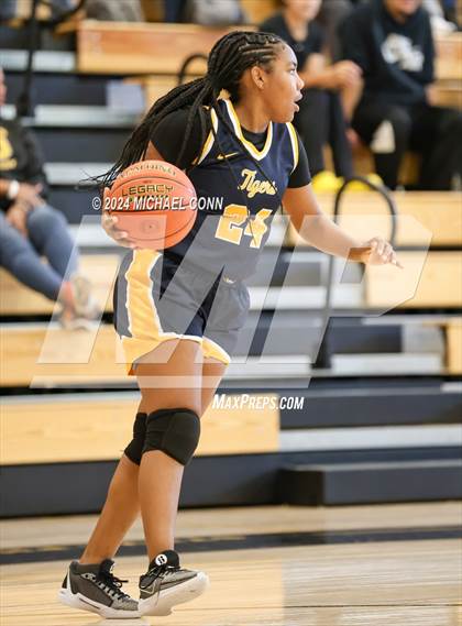 Thumbnail 3 in Castro Valley vs. Inderkum (O'Dowd MLK Classic) photogallery.