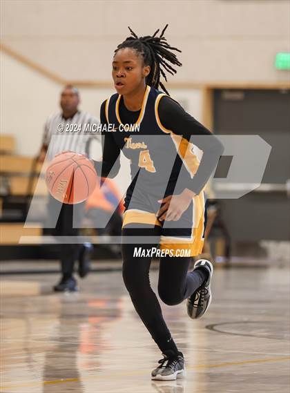 Thumbnail 2 in Castro Valley vs. Inderkum (O'Dowd MLK Classic) photogallery.