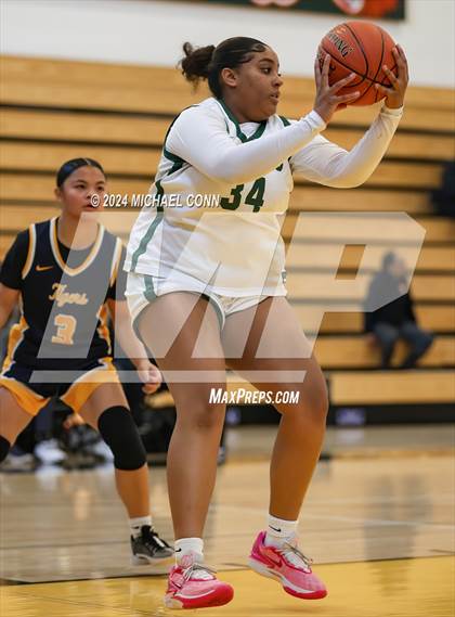 Thumbnail 2 in Castro Valley vs. Inderkum (O'Dowd MLK Classic) photogallery.