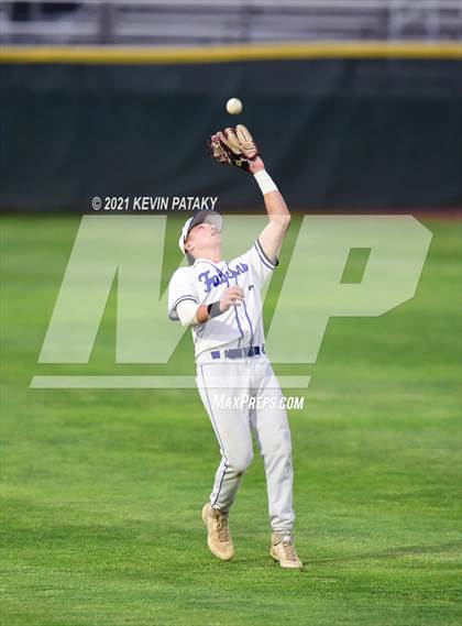 Thumbnail 2 in Coginchaug Regional vs. St. Paul Catholic (CIAC Class S Final) photogallery.