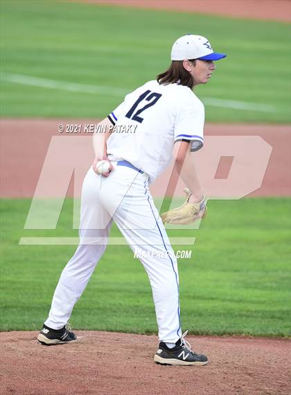 Thumbnail 3 in Coginchaug Regional vs. St. Paul Catholic (CIAC Class S Final) photogallery.