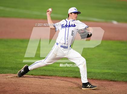 Thumbnail 3 in Coginchaug Regional vs. St. Paul Catholic (CIAC Class S Final) photogallery.