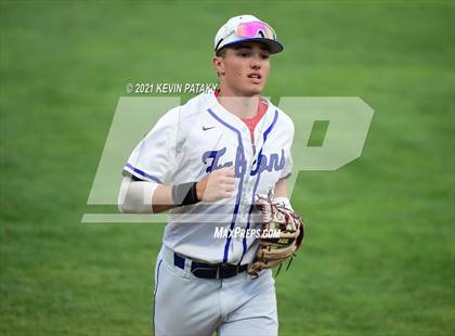 Thumbnail 1 in Coginchaug Regional vs. St. Paul Catholic (CIAC Class S Final) photogallery.