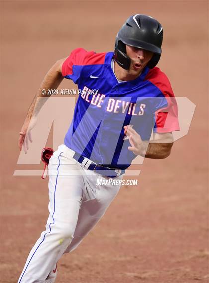 Thumbnail 3 in Coginchaug Regional vs. St. Paul Catholic (CIAC Class S Final) photogallery.