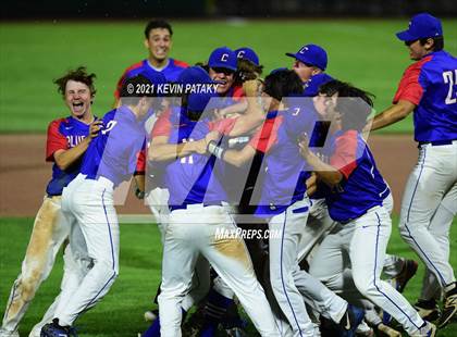 Thumbnail 2 in Coginchaug Regional vs. St. Paul Catholic (CIAC Class S Final) photogallery.