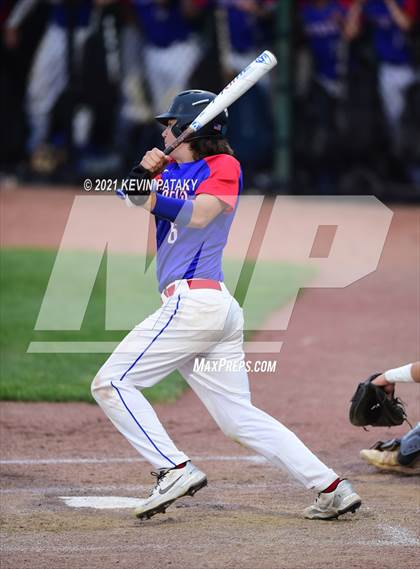 Thumbnail 3 in Coginchaug Regional vs. St. Paul Catholic (CIAC Class S Final) photogallery.