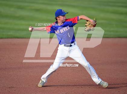 Thumbnail 3 in Coginchaug Regional vs. St. Paul Catholic (CIAC Class S Final) photogallery.
