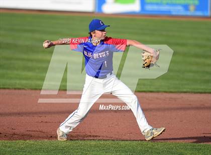 Thumbnail 2 in Coginchaug Regional vs. St. Paul Catholic (CIAC Class S Final) photogallery.