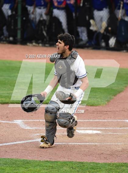 Thumbnail 3 in Coginchaug Regional vs. St. Paul Catholic (CIAC Class S Final) photogallery.