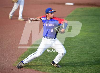Thumbnail 1 in Coginchaug Regional vs. St. Paul Catholic (CIAC Class S Final) photogallery.