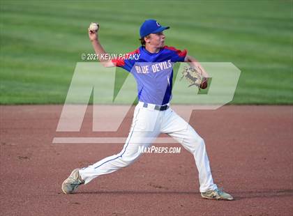 Thumbnail 2 in Coginchaug Regional vs. St. Paul Catholic (CIAC Class S Final) photogallery.