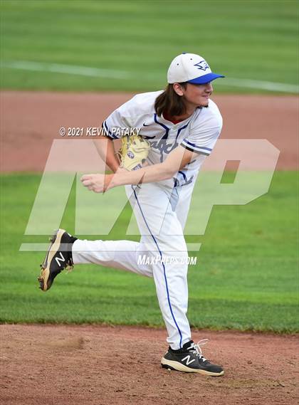 Thumbnail 1 in Coginchaug Regional vs. St. Paul Catholic (CIAC Class S Final) photogallery.