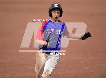 Thumbnail 3 in Coginchaug Regional vs. St. Paul Catholic (CIAC Class S Final) photogallery.