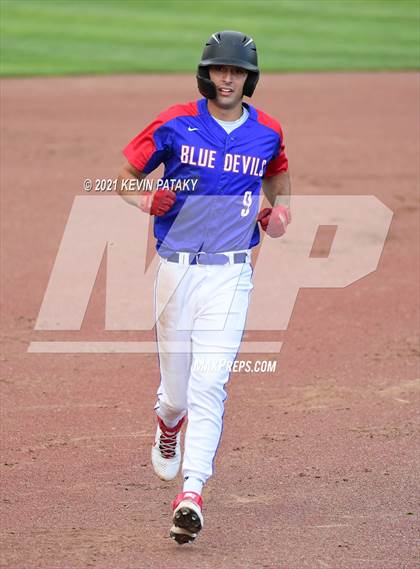 Thumbnail 1 in Coginchaug Regional vs. St. Paul Catholic (CIAC Class S Final) photogallery.