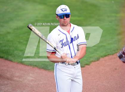 Thumbnail 1 in Coginchaug Regional vs. St. Paul Catholic (CIAC Class S Final) photogallery.