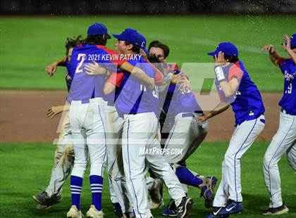 Thumbnail 2 in Coginchaug Regional vs. St. Paul Catholic (CIAC Class S Final) photogallery.