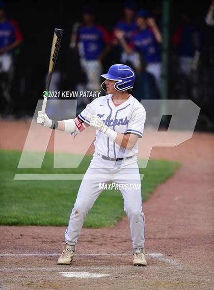 Thumbnail 3 in Coginchaug Regional vs. St. Paul Catholic (CIAC Class S Final) photogallery.