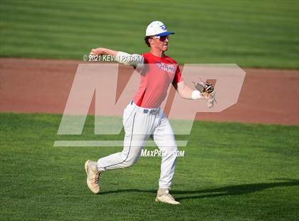 Thumbnail 1 in Coginchaug Regional vs. St. Paul Catholic (CIAC Class S Final) photogallery.