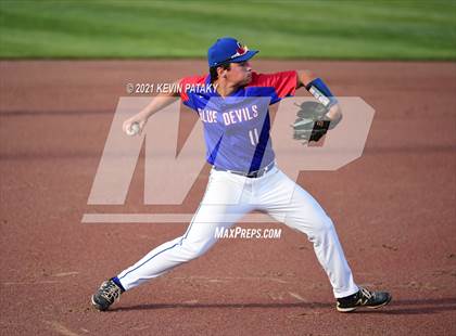 Thumbnail 2 in Coginchaug Regional vs. St. Paul Catholic (CIAC Class S Final) photogallery.