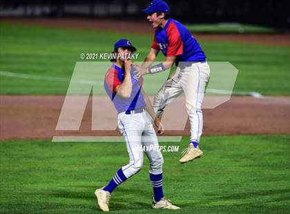 Thumbnail 3 in Coginchaug Regional vs. St. Paul Catholic (CIAC Class S Final) photogallery.