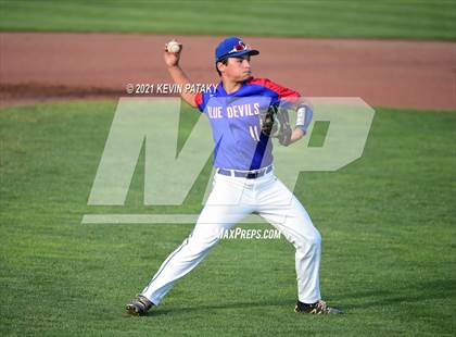Thumbnail 1 in Coginchaug Regional vs. St. Paul Catholic (CIAC Class S Final) photogallery.