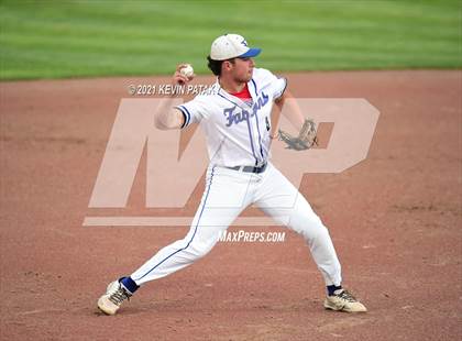 Thumbnail 3 in Coginchaug Regional vs. St. Paul Catholic (CIAC Class S Final) photogallery.