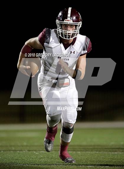 Thumbnail 2 in De Leon vs. Wolfe City  photogallery.