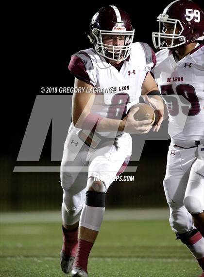 Thumbnail 3 in De Leon vs. Wolfe City  photogallery.