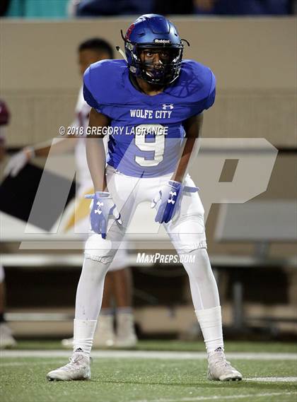 Thumbnail 1 in De Leon vs. Wolfe City  photogallery.