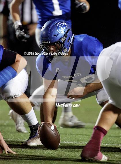 Thumbnail 1 in De Leon vs. Wolfe City  photogallery.