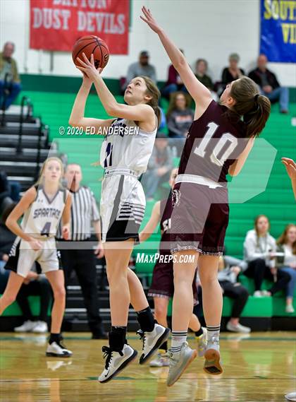 Thumbnail 3 in Spring Creek vs. Elko (NIAA 3A Northern Quarterfinals) photogallery.