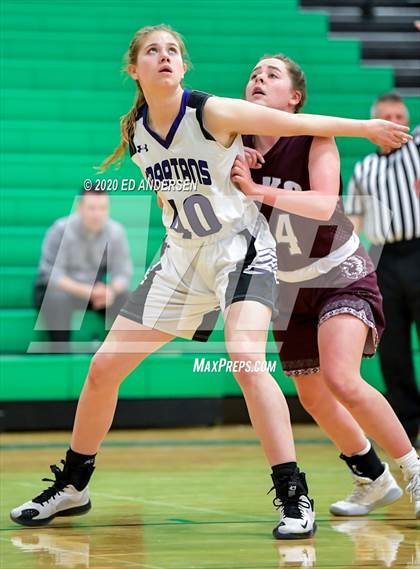 Thumbnail 2 in Spring Creek vs. Elko (NIAA 3A Northern Quarterfinals) photogallery.