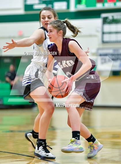 Thumbnail 3 in Spring Creek vs. Elko (NIAA 3A Northern Quarterfinals) photogallery.
