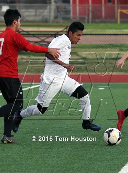 Thumbnail 3 in Covina vs Gladstone photogallery.