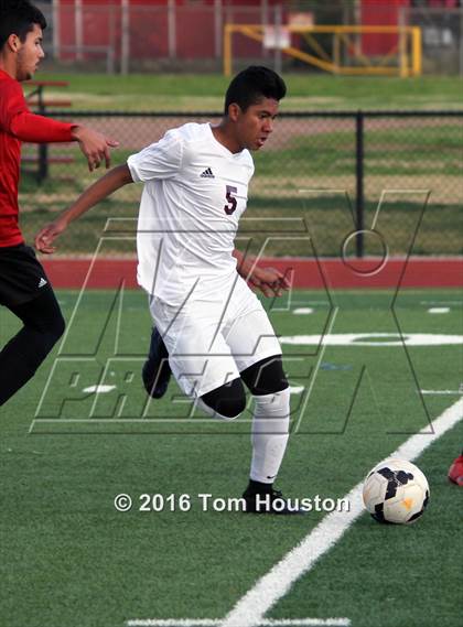 Thumbnail 1 in Covina vs Gladstone photogallery.
