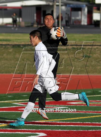 Thumbnail 2 in Covina vs Gladstone photogallery.