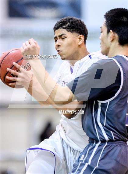 Thumbnail 1 in Bear Creek vs. Bradshaw Christian (NIKE Elk Grove vs. Stockton Challenge) photogallery.