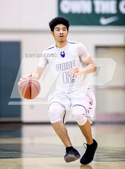 Thumbnail 1 in Bear Creek vs. Bradshaw Christian (NIKE Elk Grove vs. Stockton Challenge) photogallery.