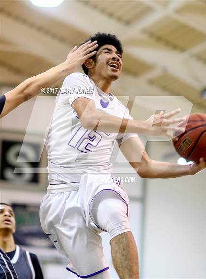 Thumbnail 2 in Bear Creek vs. Bradshaw Christian (NIKE Elk Grove vs. Stockton Challenge) photogallery.