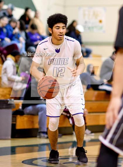 Thumbnail 2 in Bear Creek vs. Bradshaw Christian (NIKE Elk Grove vs. Stockton Challenge) photogallery.