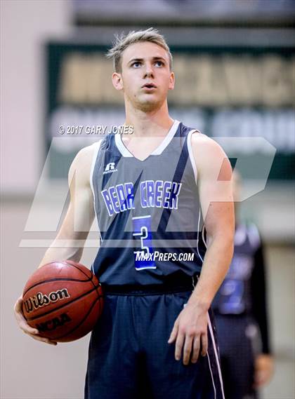 Thumbnail 2 in Bear Creek vs. Bradshaw Christian (NIKE Elk Grove vs. Stockton Challenge) photogallery.