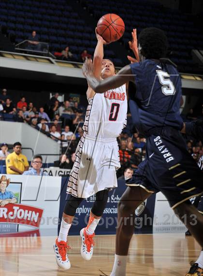 Thumbnail 3 in St. John Bosco vs. Chaminade (CIF SS DIV 3A Final) photogallery.