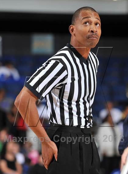 Thumbnail 1 in St. John Bosco vs. Chaminade (CIF SS DIV 3A Final) photogallery.