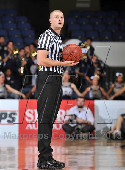 Thumbnail 1 in St. John Bosco vs. Chaminade (CIF SS DIV 3A Final) photogallery.