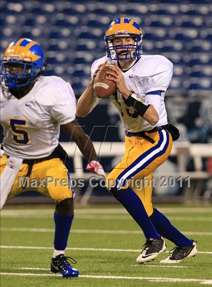 Thumbnail 1 in Cleveland Hill vs. Southwestern (Section 6 Class C playoff) photogallery.