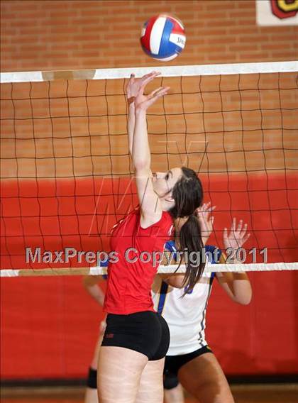 Thumbnail 3 in Foothill @ Carondelet photogallery.