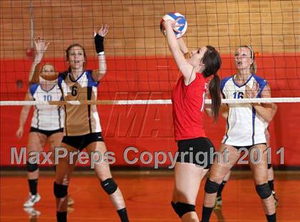 Thumbnail 1 in Foothill @ Carondelet photogallery.