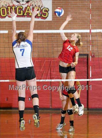 Thumbnail 2 in Foothill @ Carondelet photogallery.