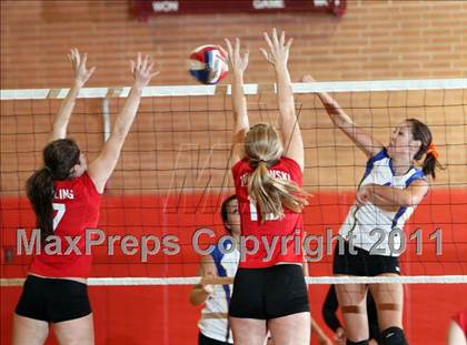 Thumbnail 3 in Foothill @ Carondelet photogallery.